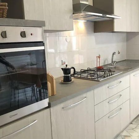 Ariostea House, La Tua Casa Vacanze In Centro A Appartamento *